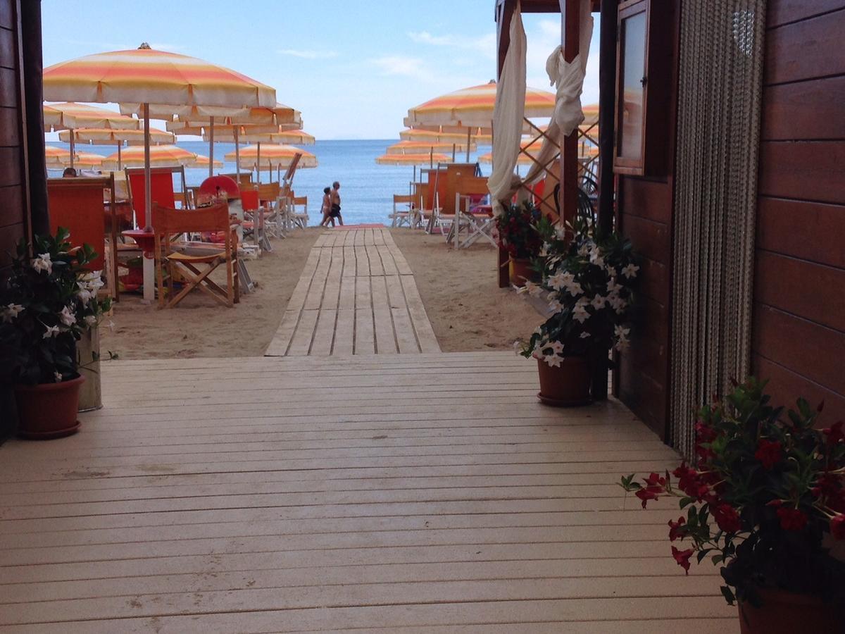 Hotel Lido ฟอลลอนนีกา ภายนอก รูปภาพ